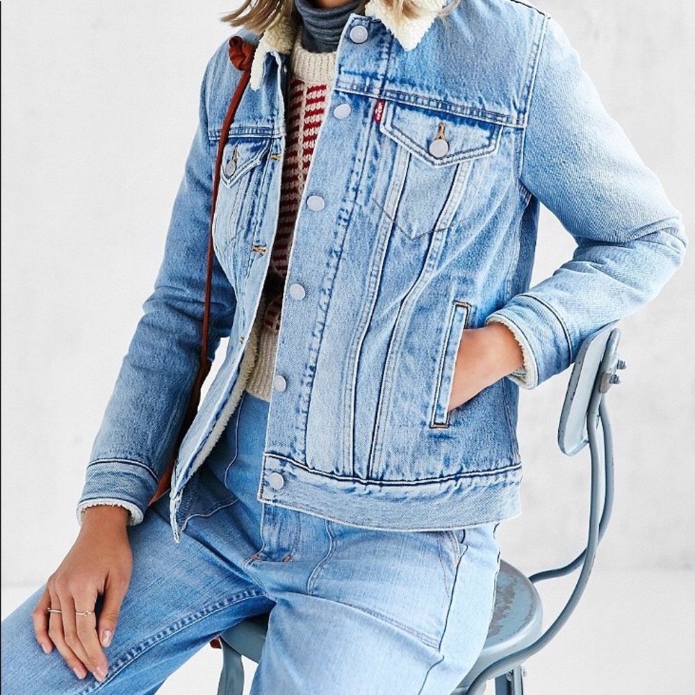 Levi’s Sherpa lined jacket